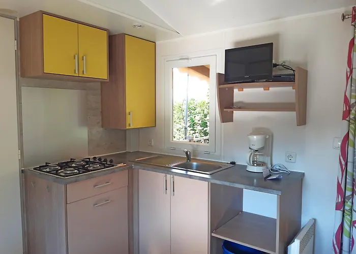 Les Moutiers-en-retz * Prigny